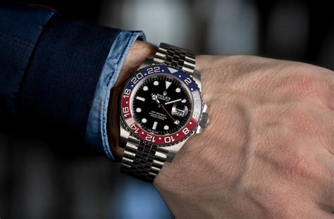 buying rolex from authorized dealer|how to buy rolex online.